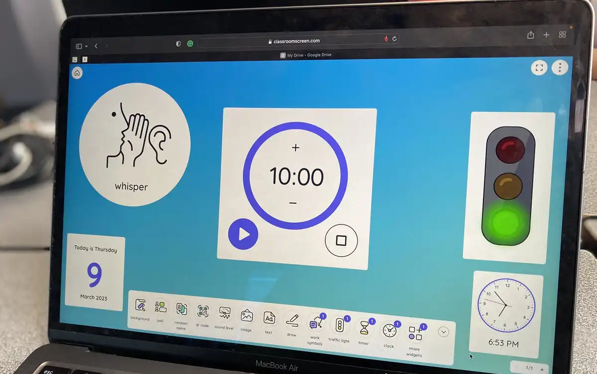 An absolute favourite free resource of mine is ‘Classroomscreen’  This resource allows you to add different widgets, such as a timer, traffic light, noise levels, QR codes, random name selector & more.