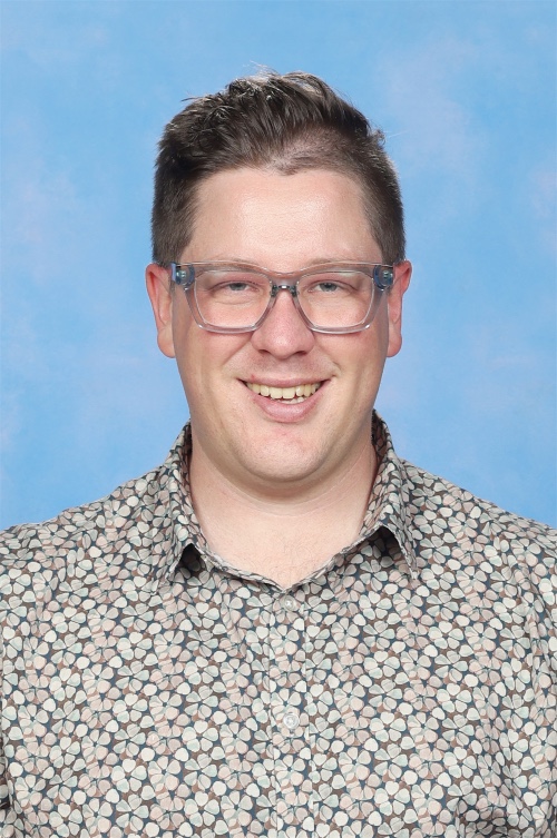 Ryan Wilkinson has been teaching for 10 years and currently teaches in Year 6 in the International Baccalaureate (IB) Primary Years Programme (PYP) in Australia.